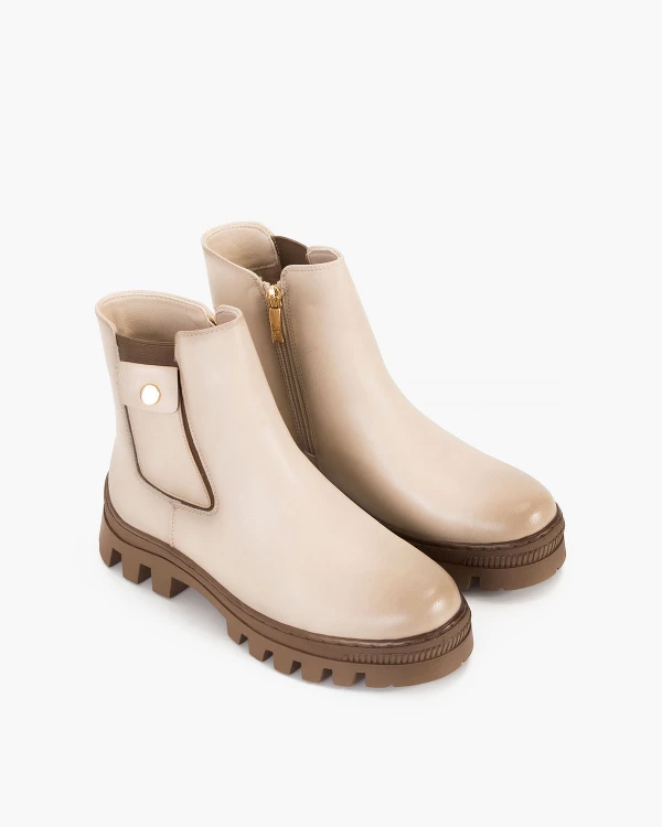 Jasnobeżowe botki ze skóry ekologicznej 5