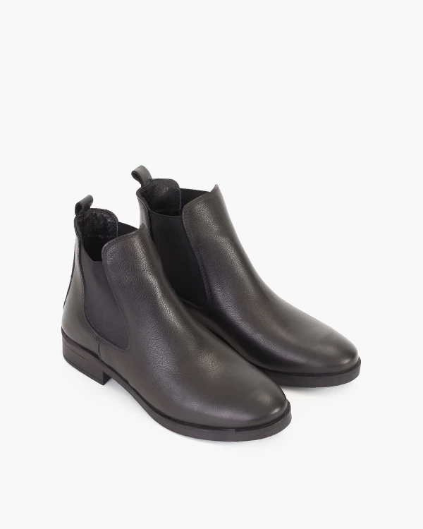 Czarne sztyblety damskie skórzane 5