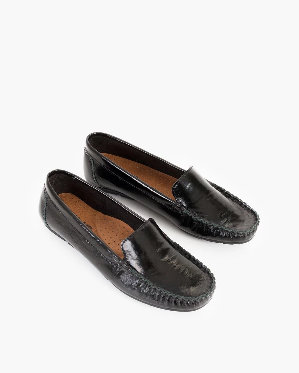 Czarne mokasyny damskie lakierowane 5