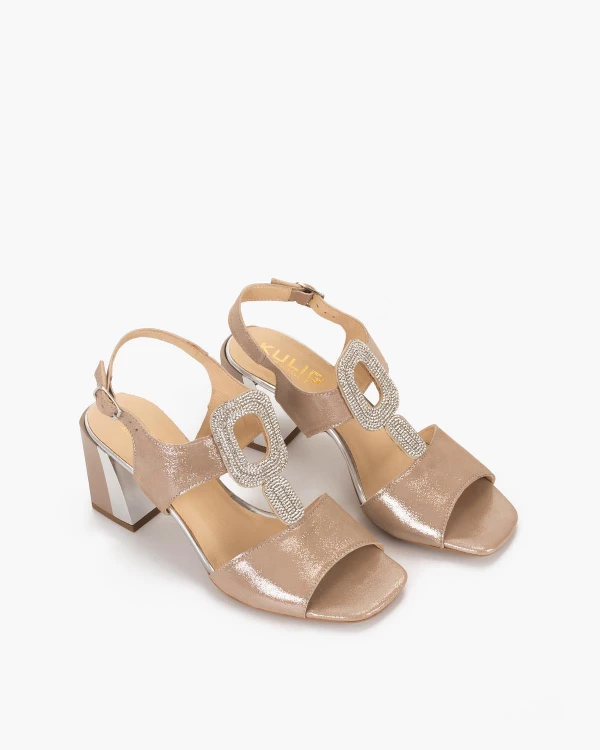 Beżowe sandały damskie ze skóry nubukowej na słupku 5