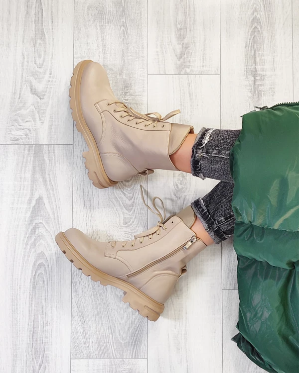 Beżowe trzewiki damskie skórzane