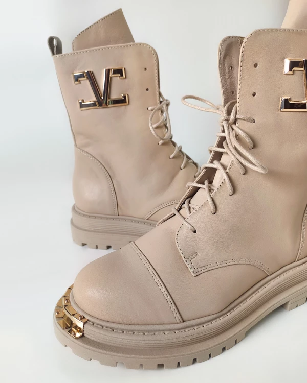 Beżowe trzewiki damskie skórzane 2