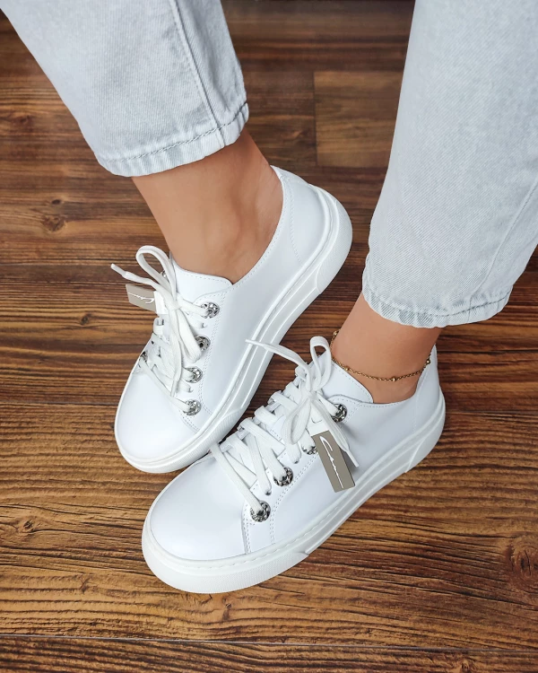 Białe trampki damskie skórzane