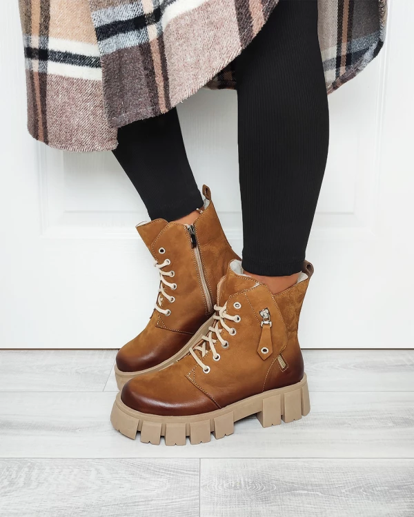 Brązowe trzewiki damskie nubukowe