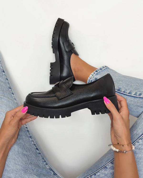 Czarne mokasyny damskie skórzane