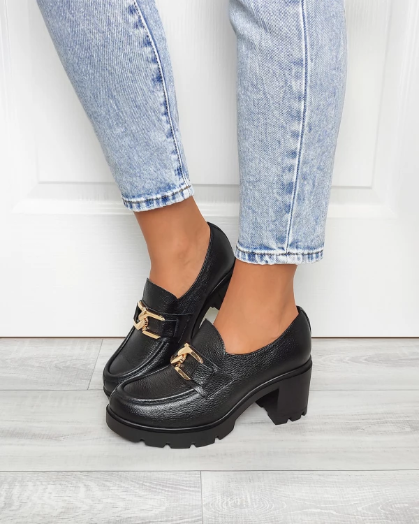 Czarne mokasyny damskie skórzane na słupku
