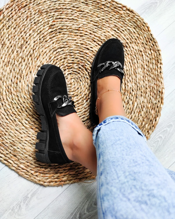 Czarne mokasyny damskie welurowe z łańcuchem