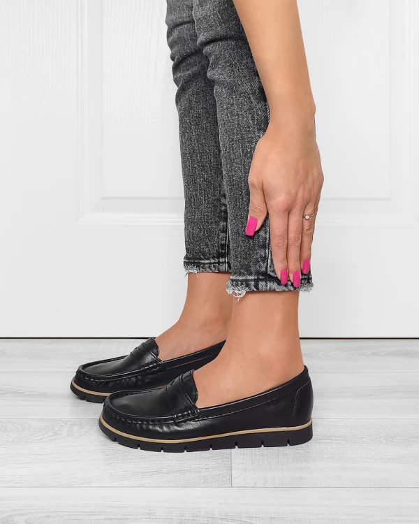 Czarne mokasyny damskie ze skóry naturalnej