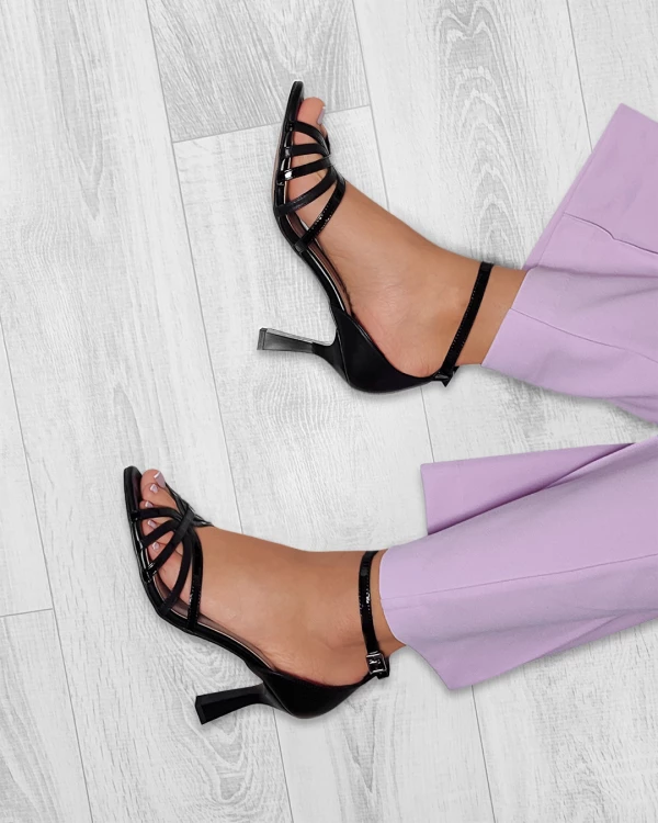 Czarne sandały damskie skórzane na szpilce