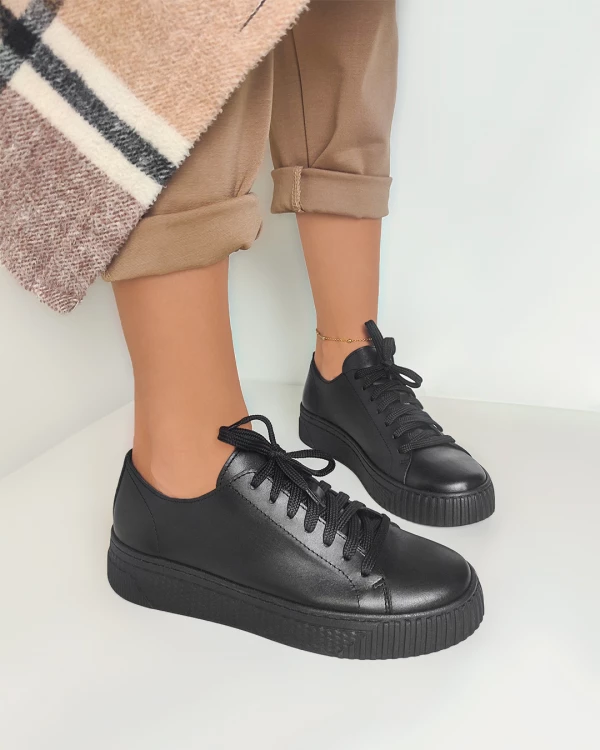 Czarne trampki damskie skórzane 2