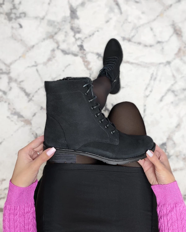 Czarne trzewiki damskie nubukowe