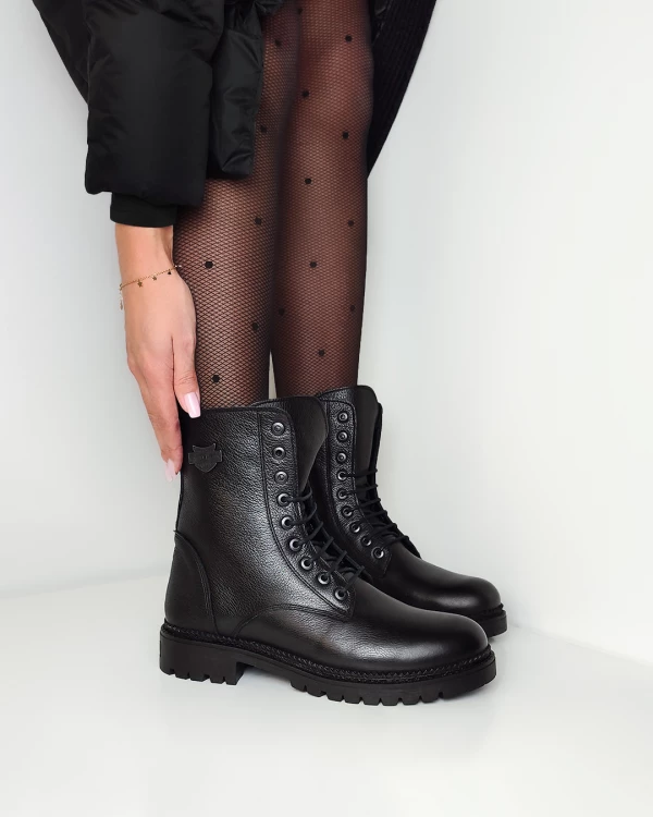 Czarne trzewiki damskie skórzane