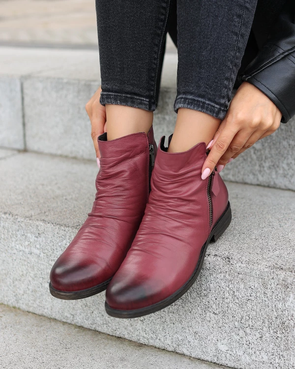 Czerwone botki damskie skórzane na zamek