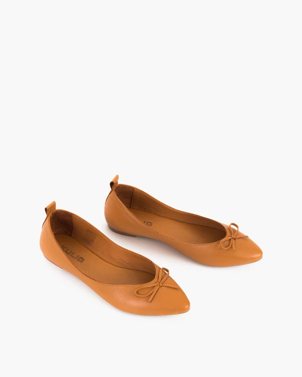 Rude baleriny damskie ze skóry licowej z kokardką