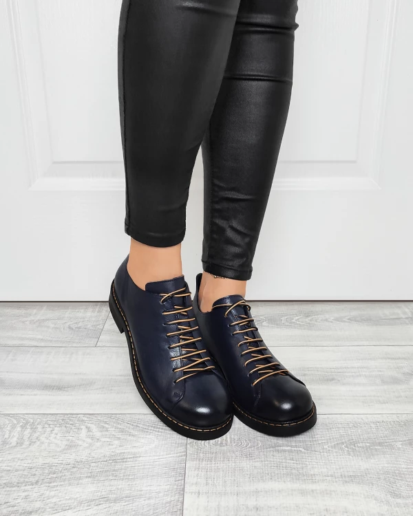 Granatowe półbuty damskie skórzane