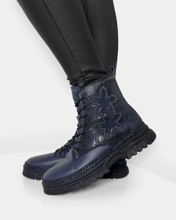 Granatowo-czarne trzewiki damskie skórzane na obcasie