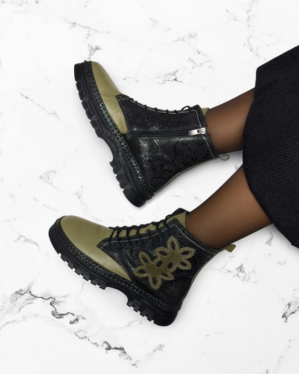 Oliwkowo-czarne trzewiki damskie ze skóry licowej