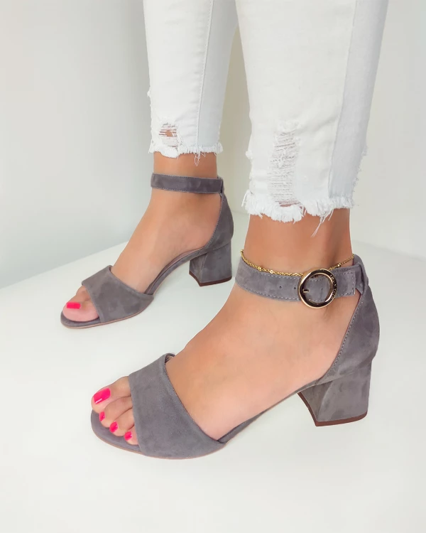 Szare sandały damskie zamszowe na klocku