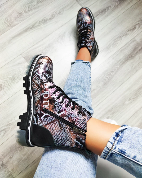 Wielokolorowe trzewiki damskie nubukowe z napisami